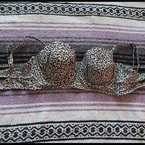 TARGET Leopard printed swim top